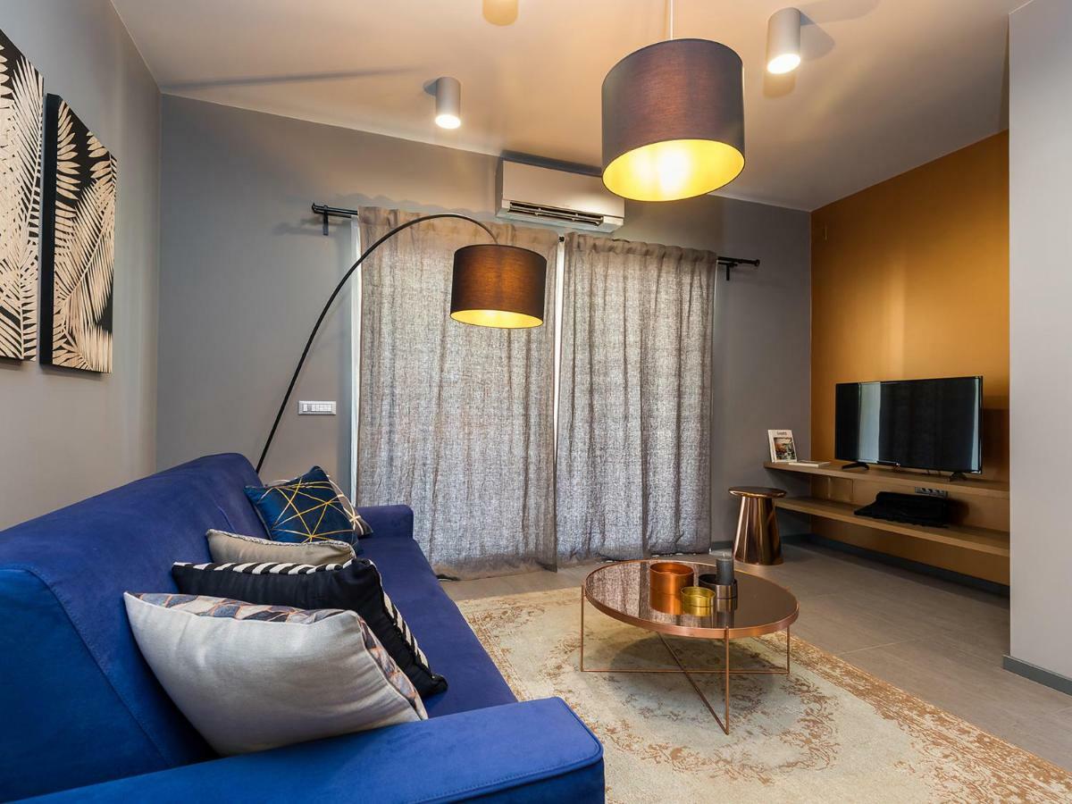 Magnolia - Modern Apartment Near City Center And Sea Porec Exterior photo