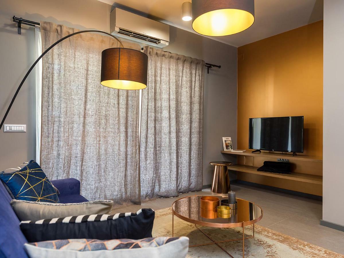 Magnolia - Modern Apartment Near City Center And Sea Porec Exterior photo